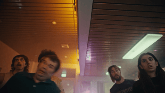 Blinkink Jesse James Mc Elroy Pickle Bet GIF 6