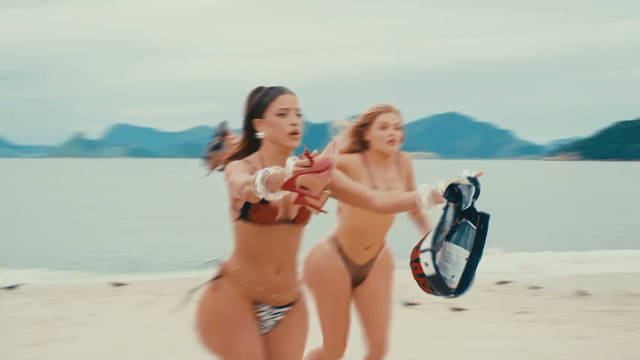 Blinkink Lea Esmaili Bunda 16x9 Gif3