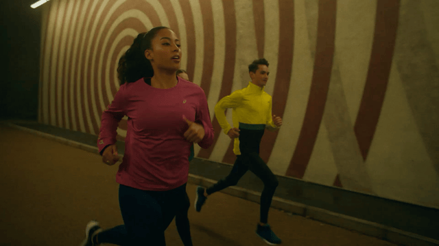 Blinkink Zac Ella Sports Direct gif4