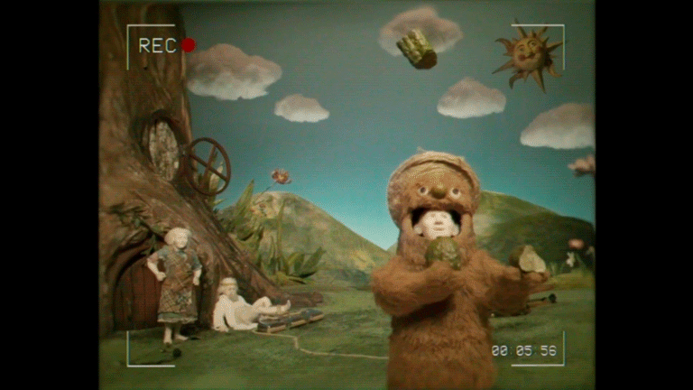 Wander to Wonder GIFS 3