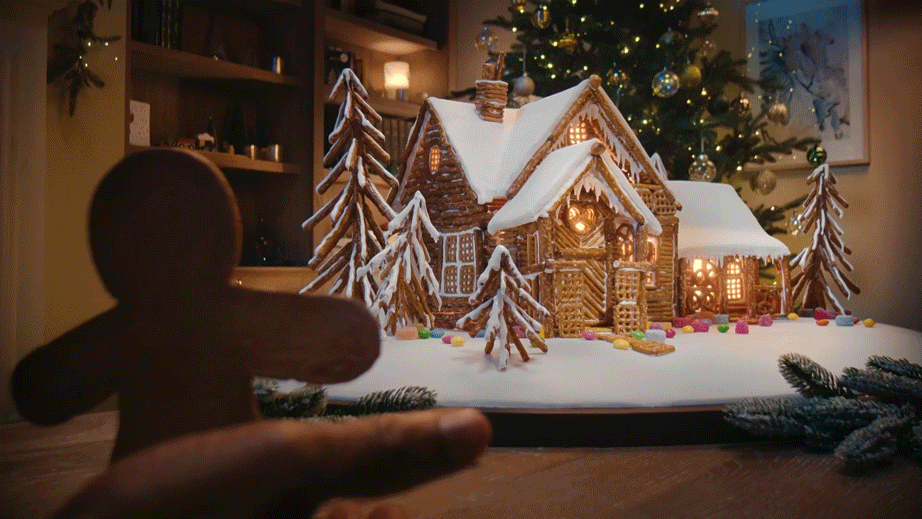 F24 SOH HOLIDAY PRETZEL CABIN HERO 30 16 X9 HD