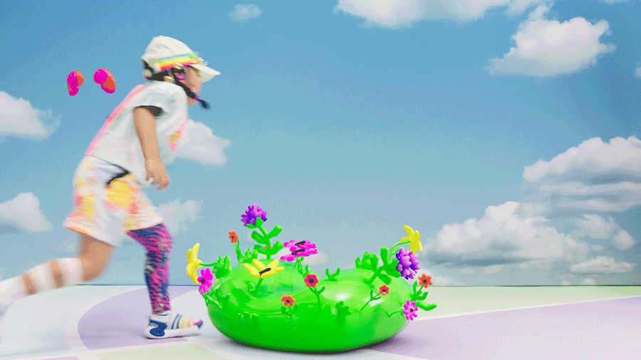 SP22 KIDS FLYEASE EASYON gif1